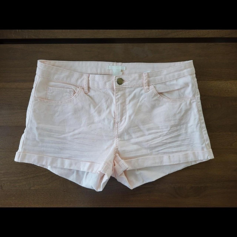 Pink shorts